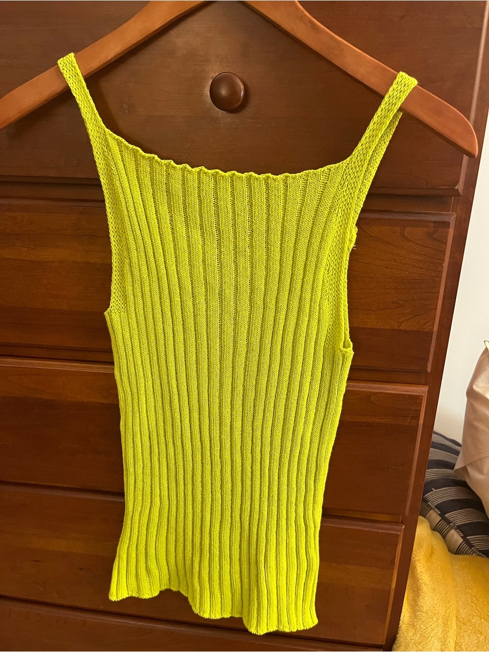Zara Ribbed Lime Ribbed Tank Top - Picture 2 of 5